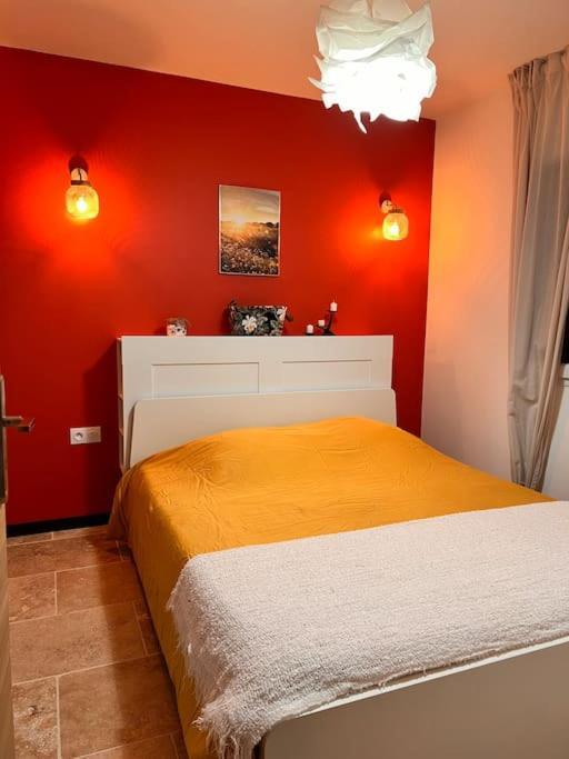 Loft Pied De Coline Au Calme Apartment Ginasservis Luaran gambar