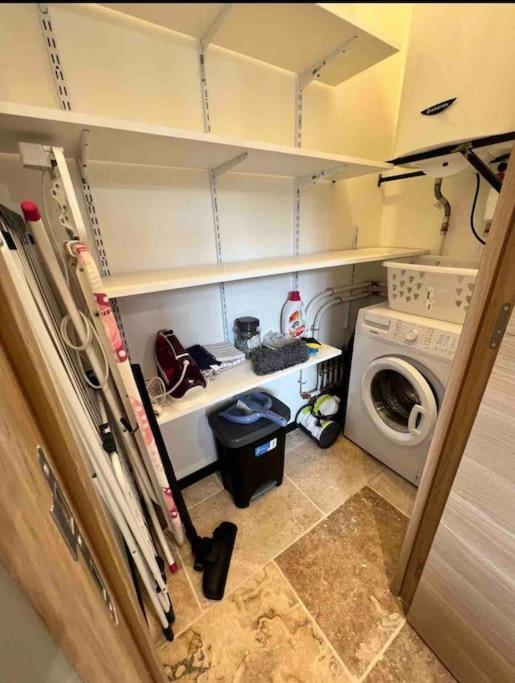Loft Pied De Coline Au Calme Apartment Ginasservis Luaran gambar